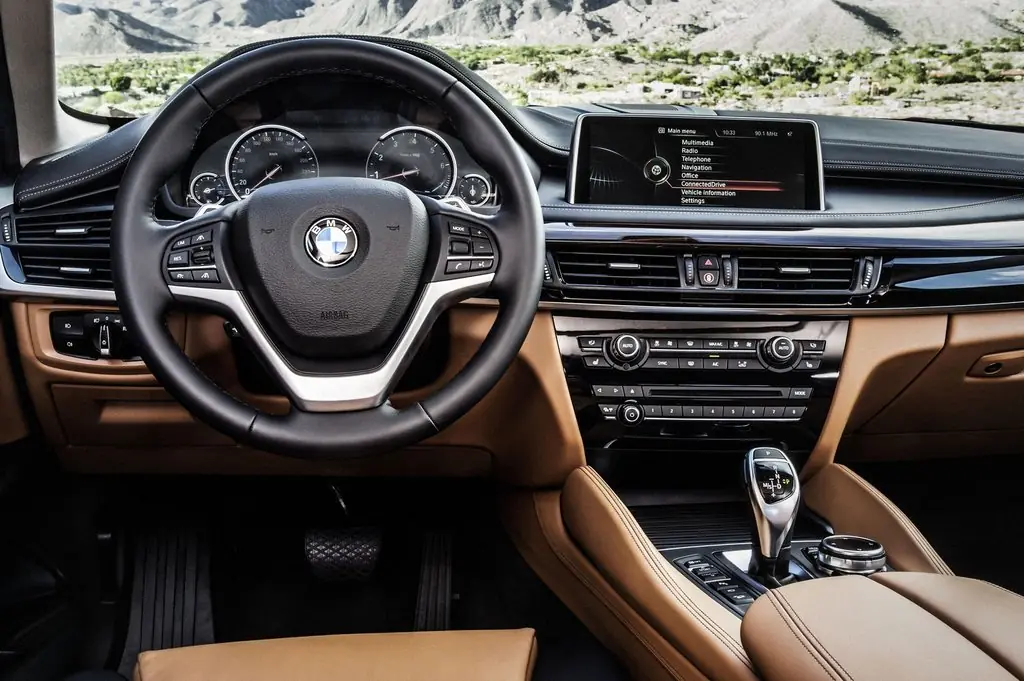 Фотографии 2015 BMW X6 xDrive50i. . Фото, заставки и обои дл…