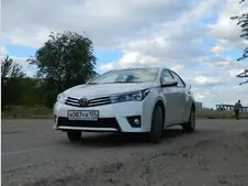 Отзывы владельцев Toyota Corolla (Тойота Королла) с ФОТО