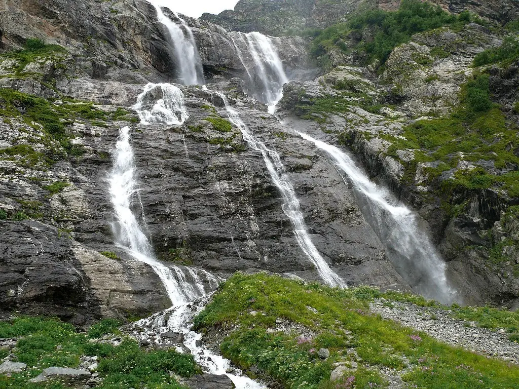 Софийские водопады карта